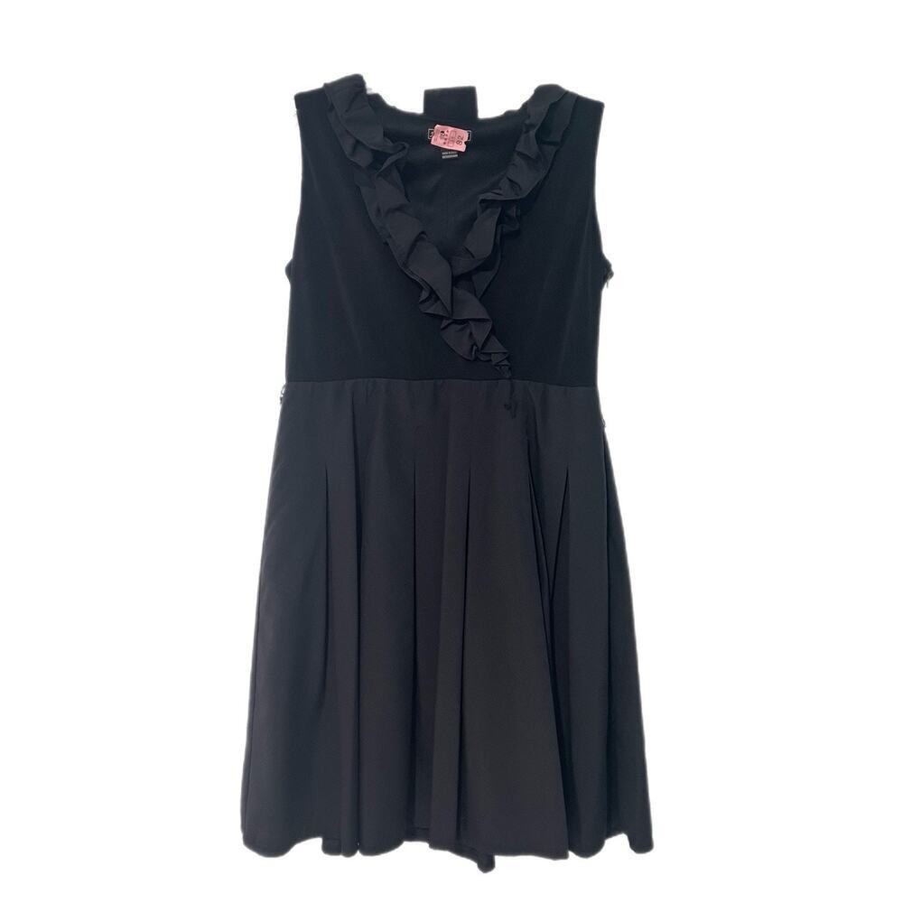 Jessica Howard Party Dress 14P Black Fit & Flare V-Neck Taffeta Belted Elegant